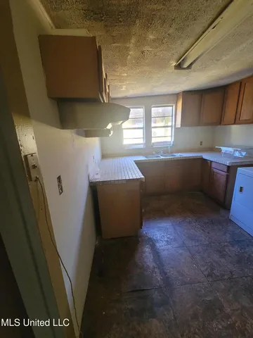 $59,900 | 122 Denwiddie Avenue, McComb, MS 39648