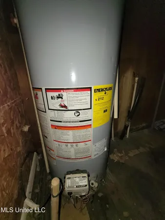 $38,000 | 122 Denwiddie Avenue, McComb, MS 39648