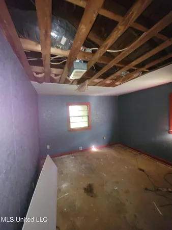 $38,000 | 122 Denwiddie Avenue, McComb, MS 39648