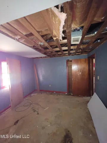 $59,900 | 122 Denwiddie Avenue, McComb, MS 39648