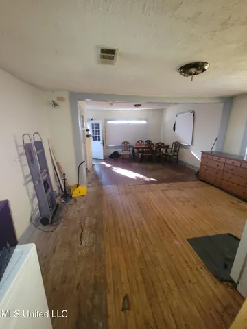 $59,900 | 122 Denwiddie Avenue, McComb, MS 39648