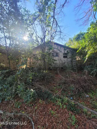 $38,000 | 122 Denwiddie Avenue, McComb, MS 39648