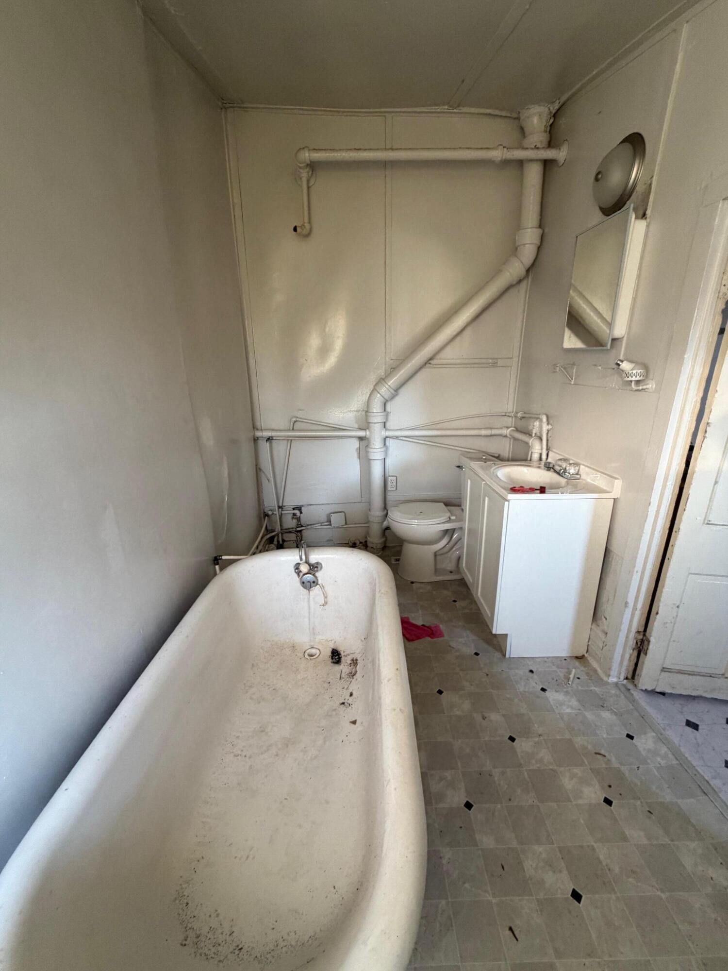 1230 Villa Street Racine, WI 53403 - Photo 11 of 16 11