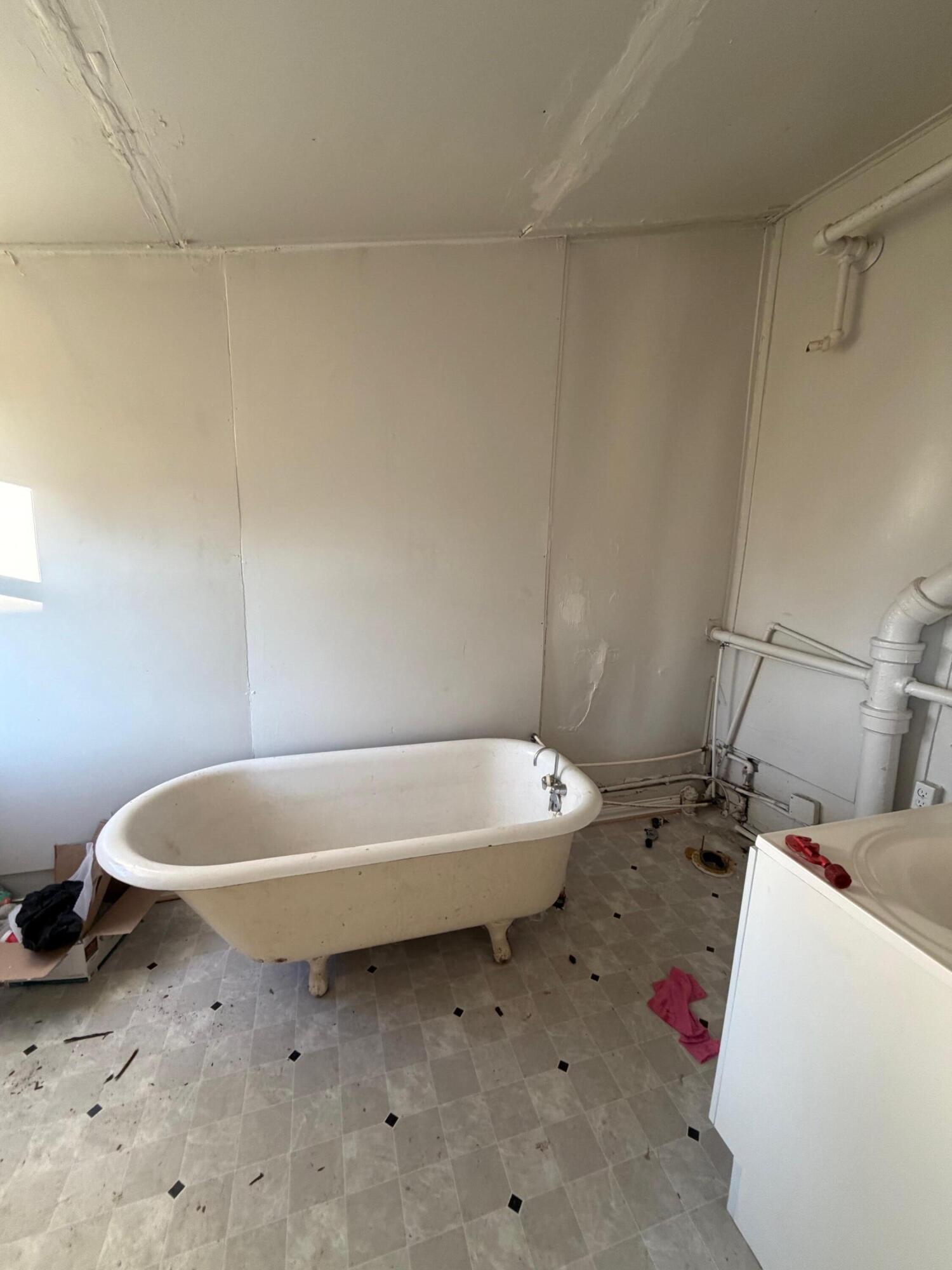 1230 Villa Street Racine, WI 53403 - Photo 10 of 16 10