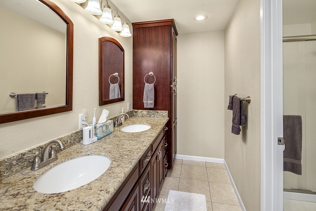 19208 Southeast 196th Street Renton, WA 98058 - Photo 12 of 24