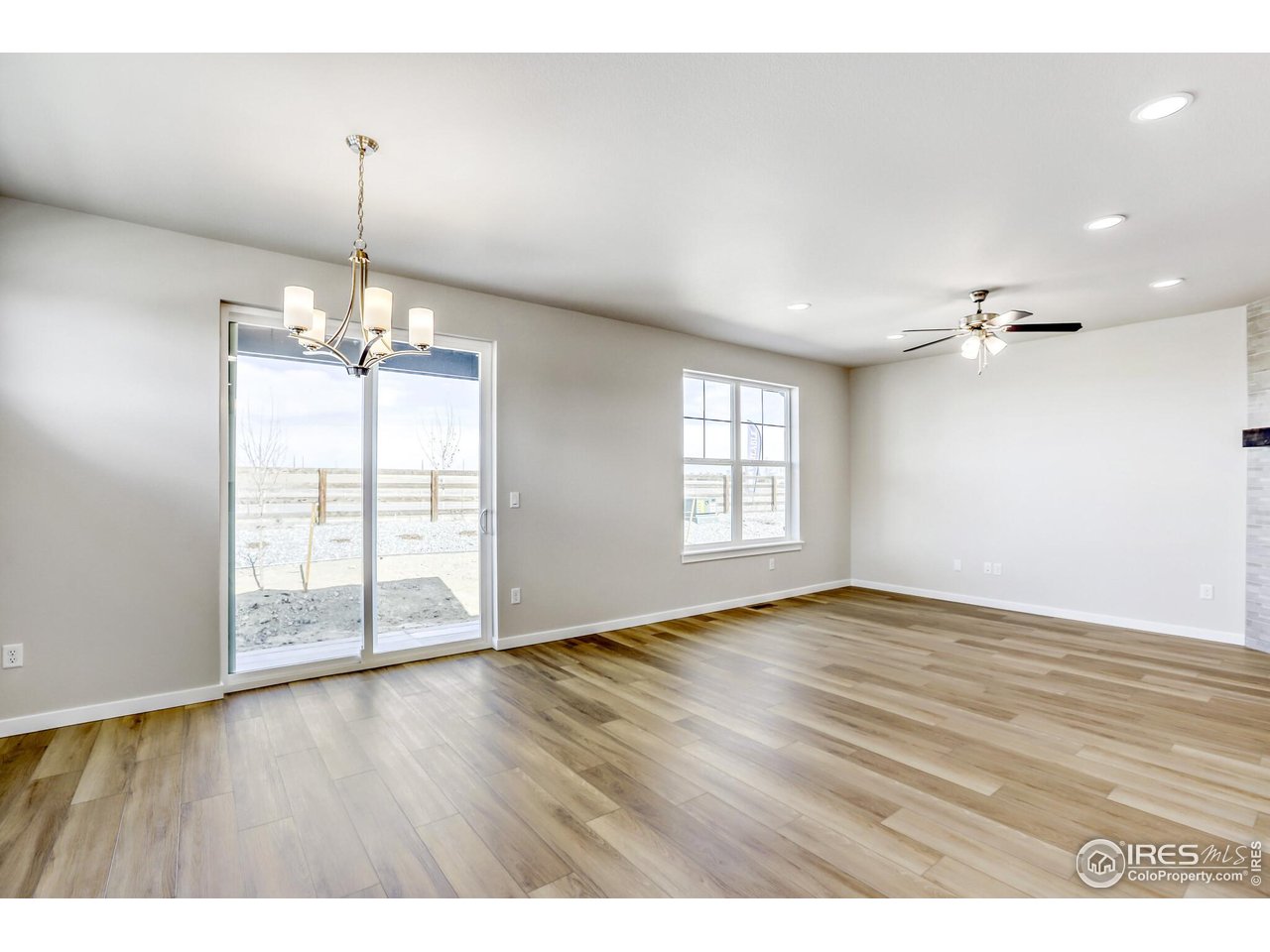 5871 Aspenglow Street Firestone, CO 80504 - Photo 7 of 27