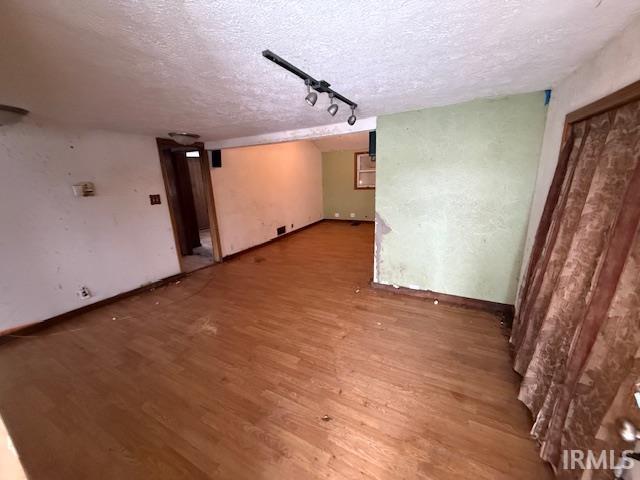 51508 Currant Road Granger, IN 46530 - Photo 2 of 26