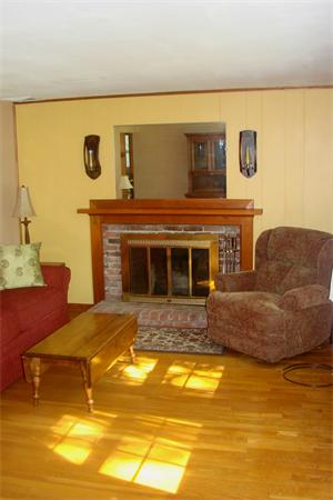 154 Mann Lot Road Scituate, MA 02066 - Photo 2 of 8 Gallery Image 2