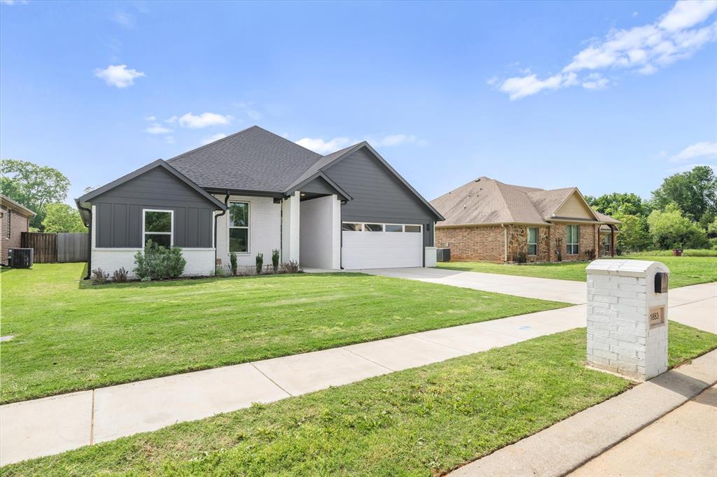 1883 Meadowview Canton, TX 75103 - Photo 2 of 37