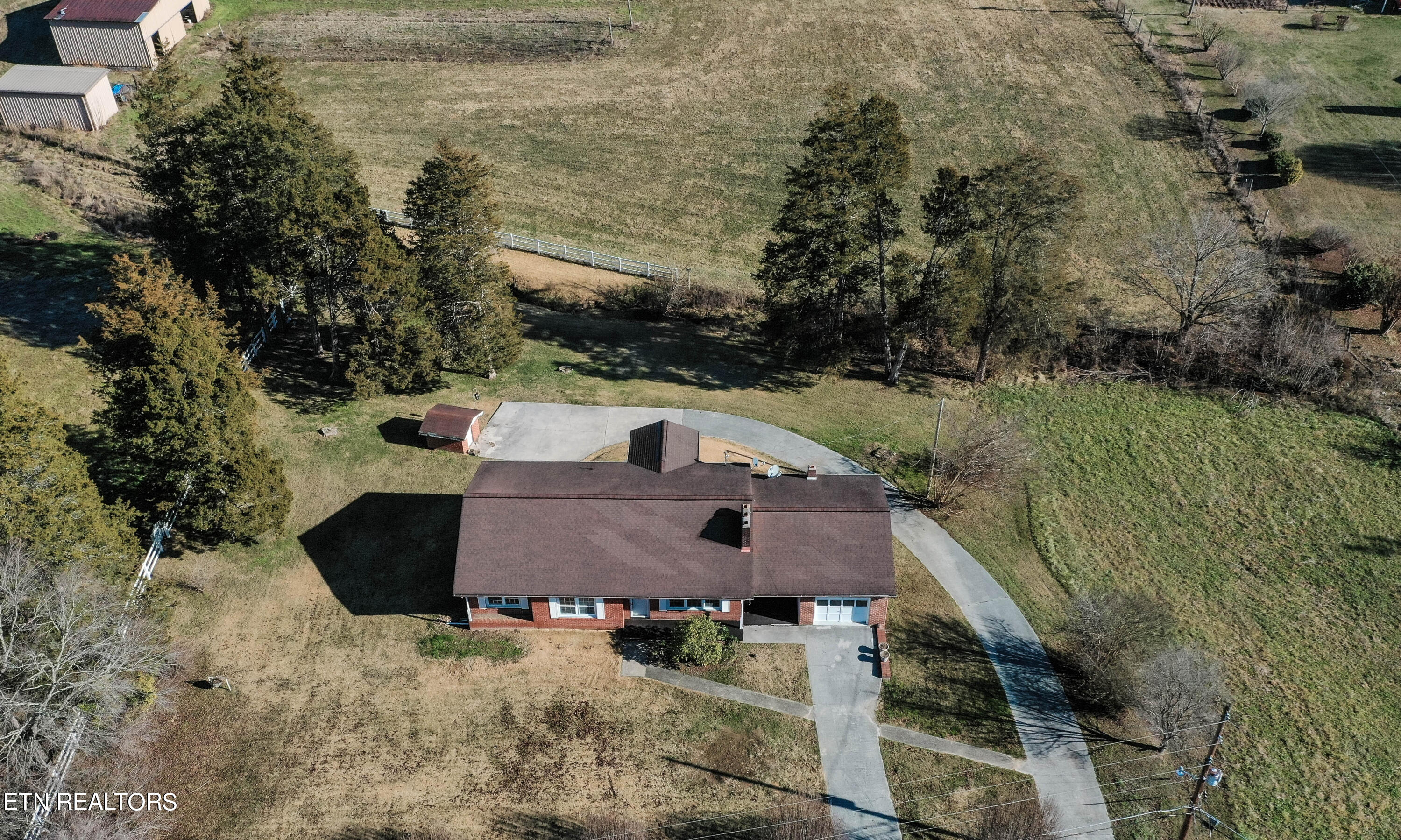 437 Pinecrest Road Jacksboro, TN 37757 - Photo 1 of 43 DJI_0059-3