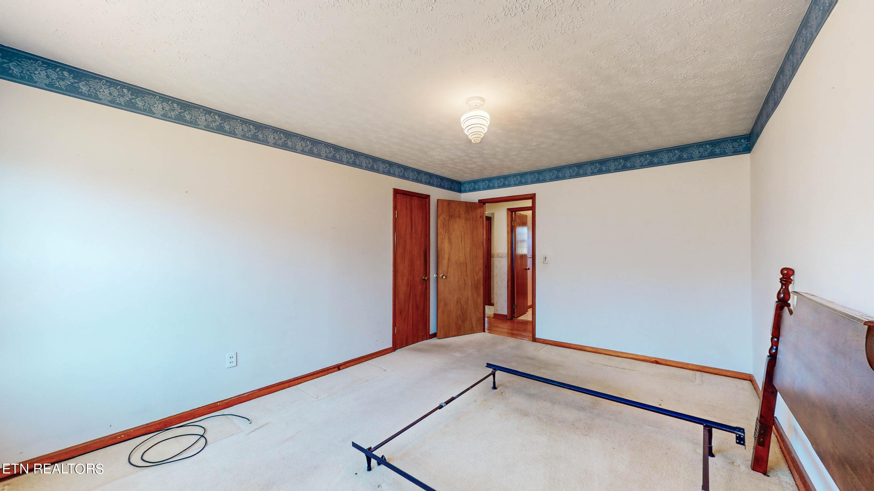 437 Pinecrest Road Jacksboro, TN 37757 - Photo 15 of 43 411-Pinecrest-Rd-12222023_141429