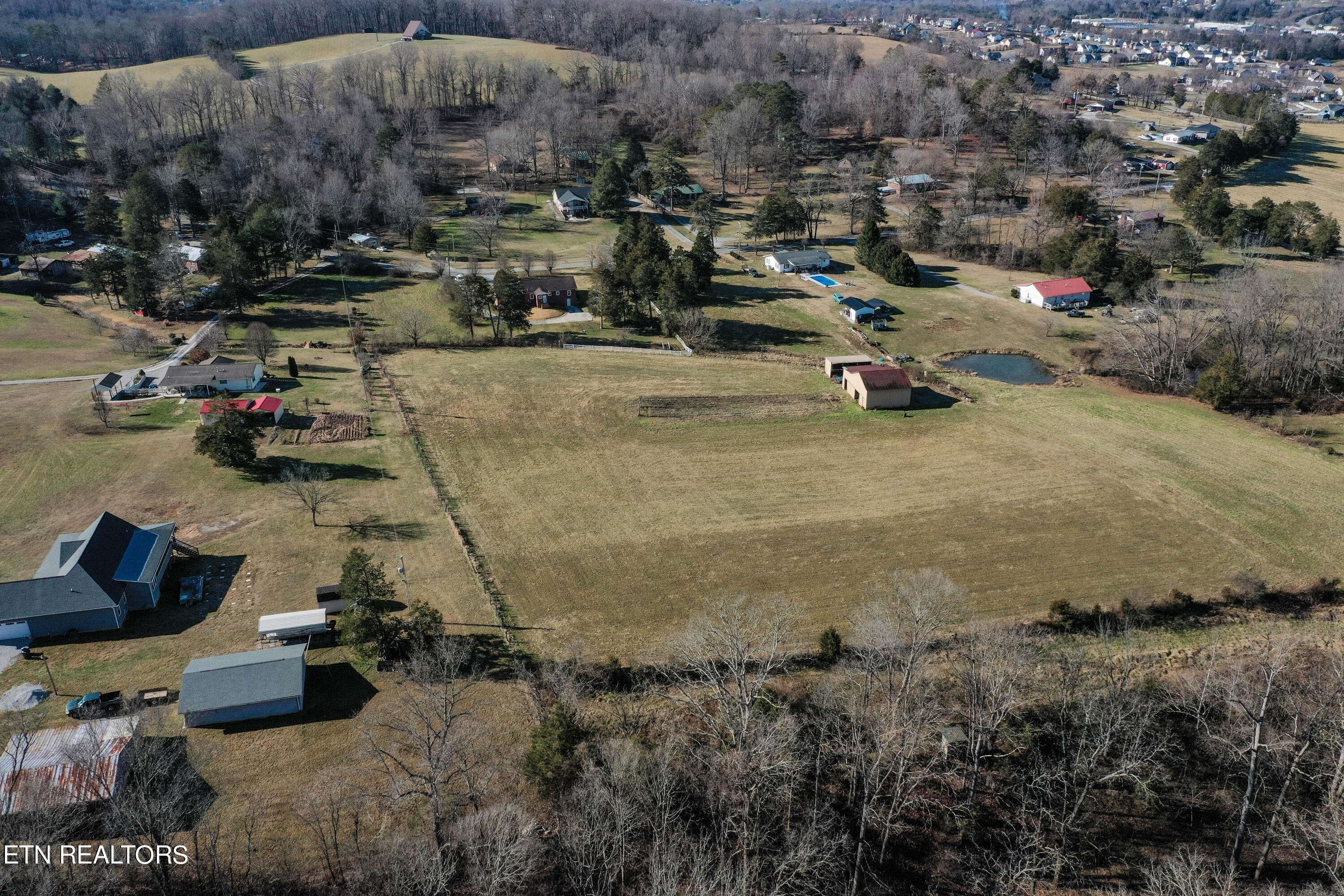 437 Pinecrest Road Jacksboro, TN 37757 - Photo 31 of 43 DJI_0075-3