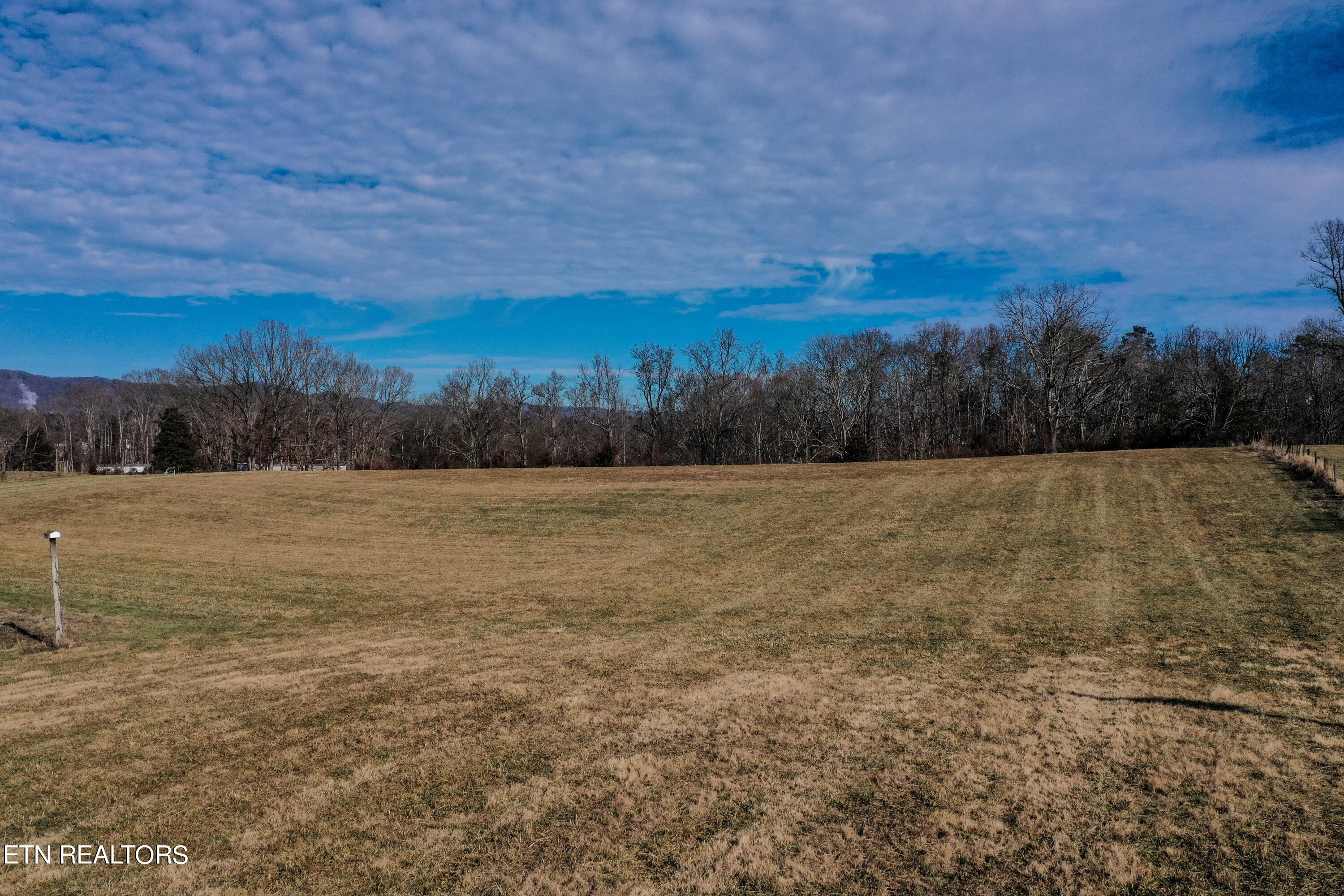 437 Pinecrest Road Jacksboro, TN 37757 - Photo 37 of 43 DJI_0086-3