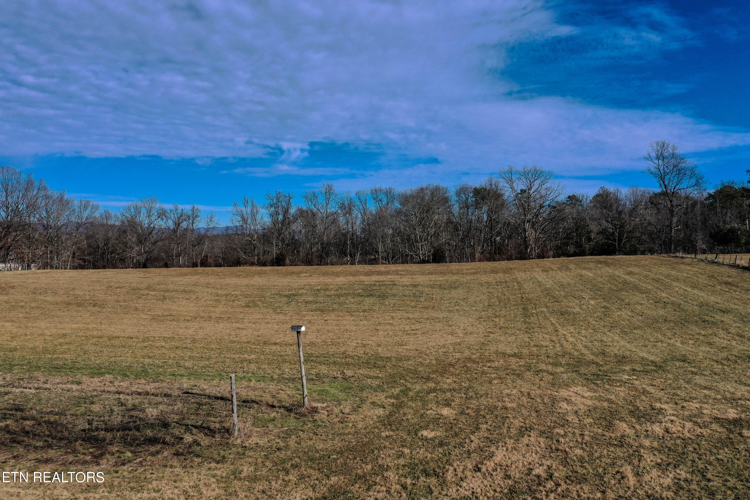 437 Pinecrest Road Jacksboro, TN 37757 - Photo 38 of 43 DJI_0087-3