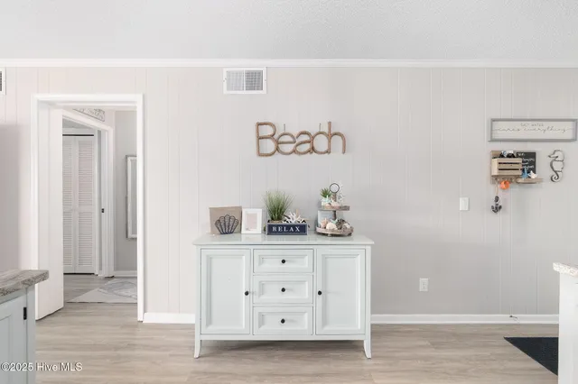 $1,650 | 301 Commerce Way, Unit 241, Atlantic Beach, NC 28512