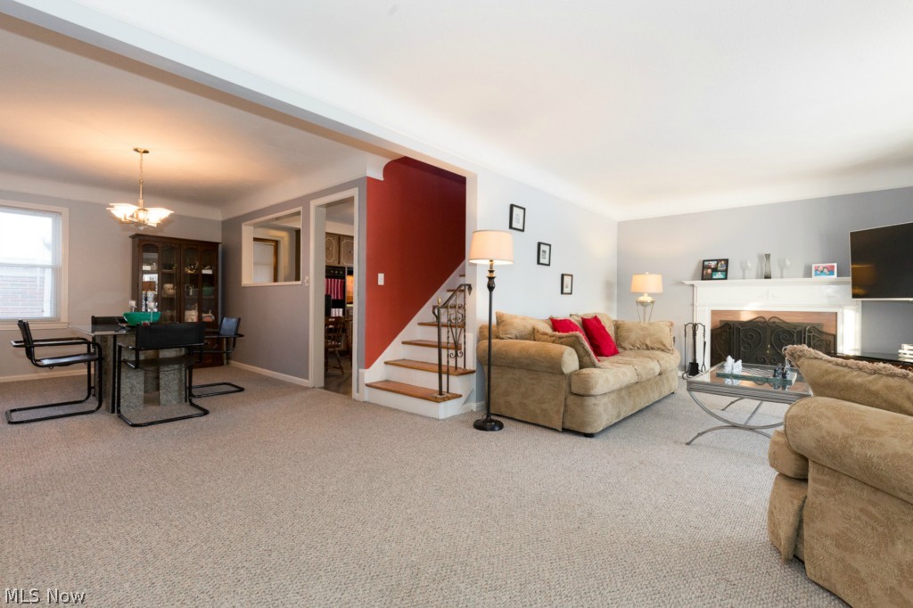 4967 Mayfield Road Cleveland, OH 44124 - Photo 2 of 25