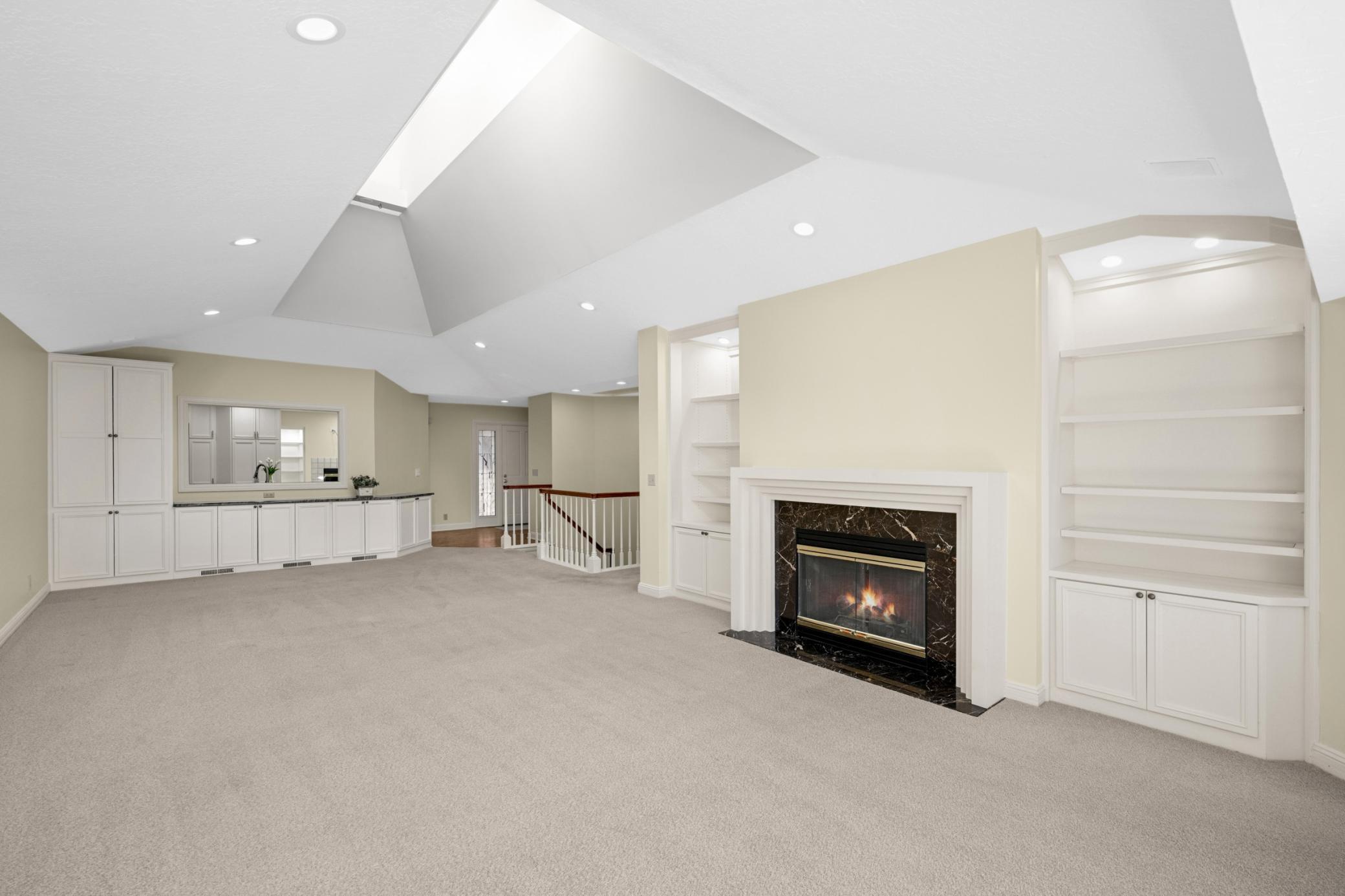 7798 Lochmere Terrace Edina, MN 55439 - Photo 13 of 61