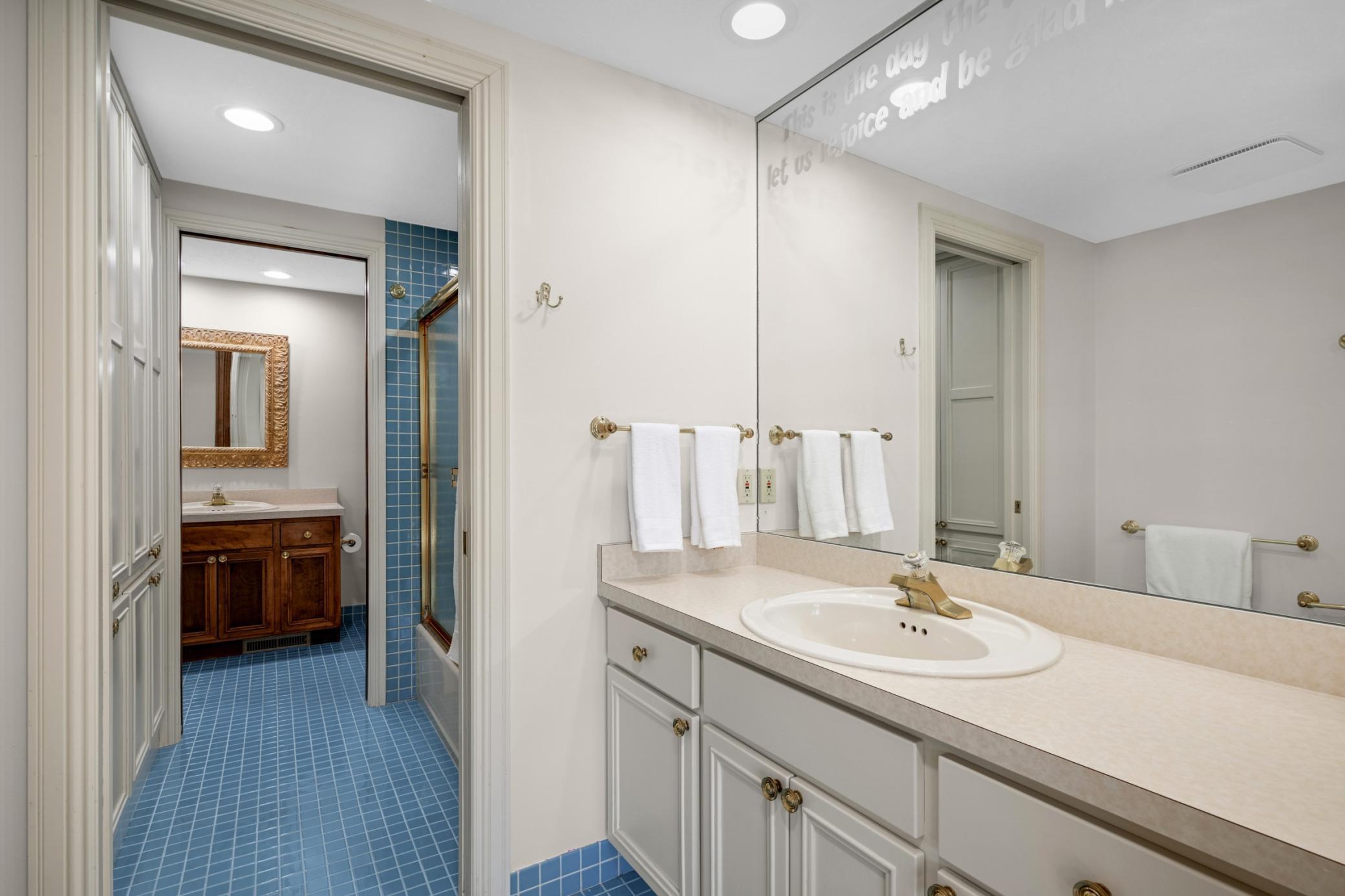 7798 Lochmere Terrace Edina, MN 55439 - Photo 46 of 61