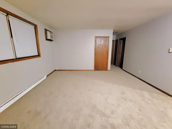 $1,000 | 710 Hillcrest Street, Unit 2, Baldwin, WI 54002
