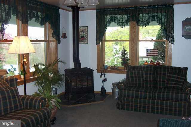 4000 Spring Road Shermans Dale, PA 17090 - Photo 5 of 9 Gallery Image 5