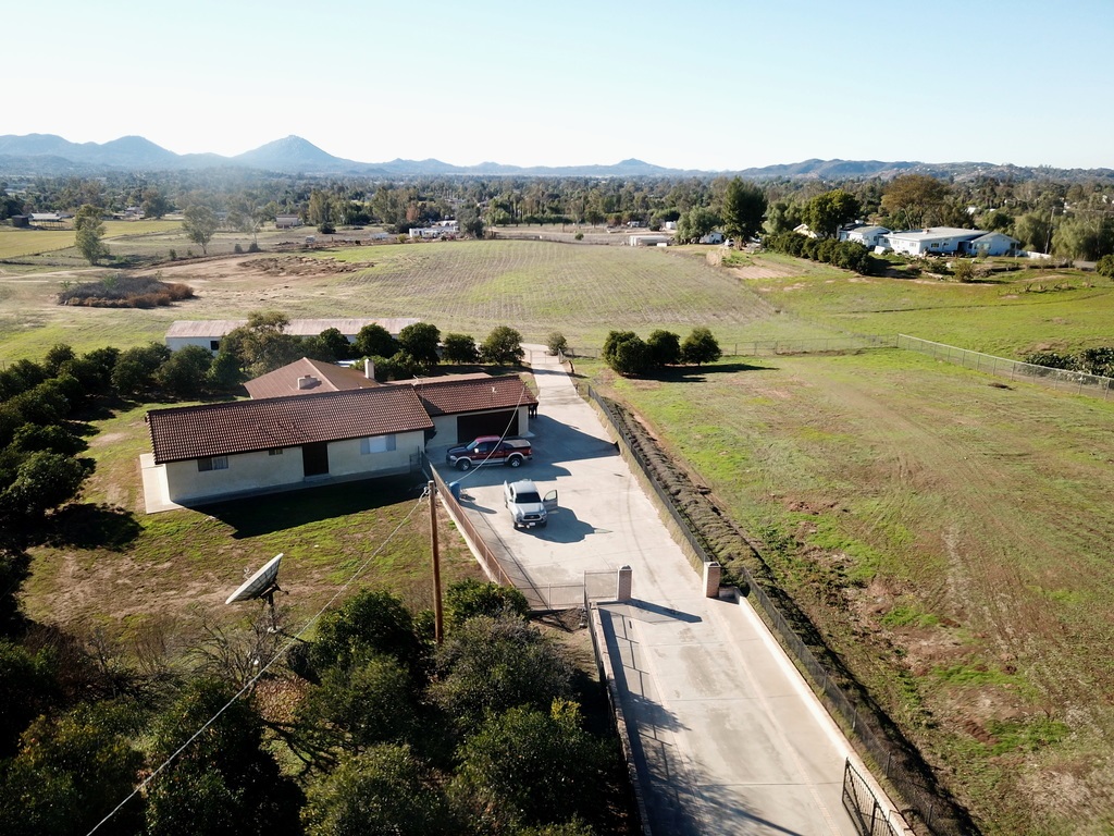 1603 Griffith Road Ramona, CA 92065 - Photo 2 of 22