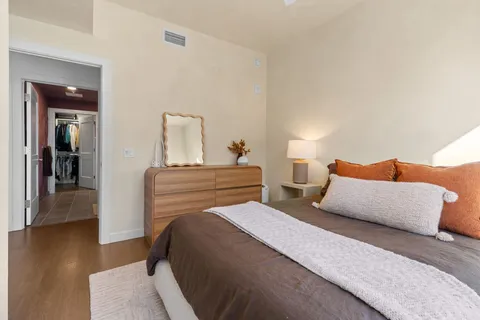 $579,998 | 1212 Demonbreun Street, Unit 1606, Nashville, TN 37203