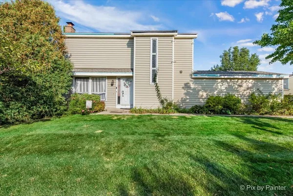 $339,000 | 712 Scarborough Circle, Unit 712, Hoffman Estates, IL 60169