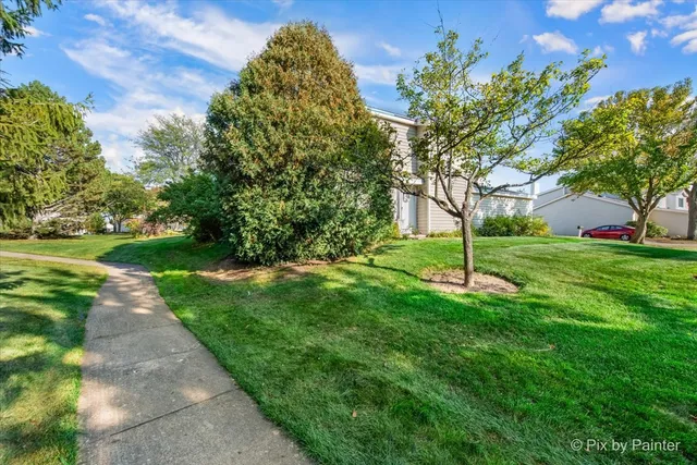 $375,000 | 712 Scarborough Circle, Unit 712, Hoffman Estates, IL 60169