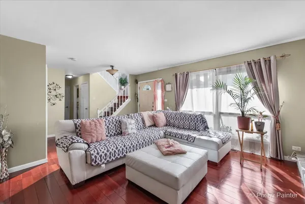 $339,000 | 712 Scarborough Circle, Unit 712, Hoffman Estates, IL 60169