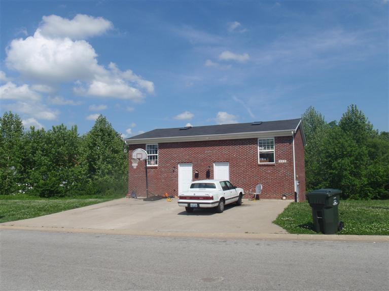 117 Elizabeth Street Georgetown, KY 40324 - Photo 1 of 5 115-117