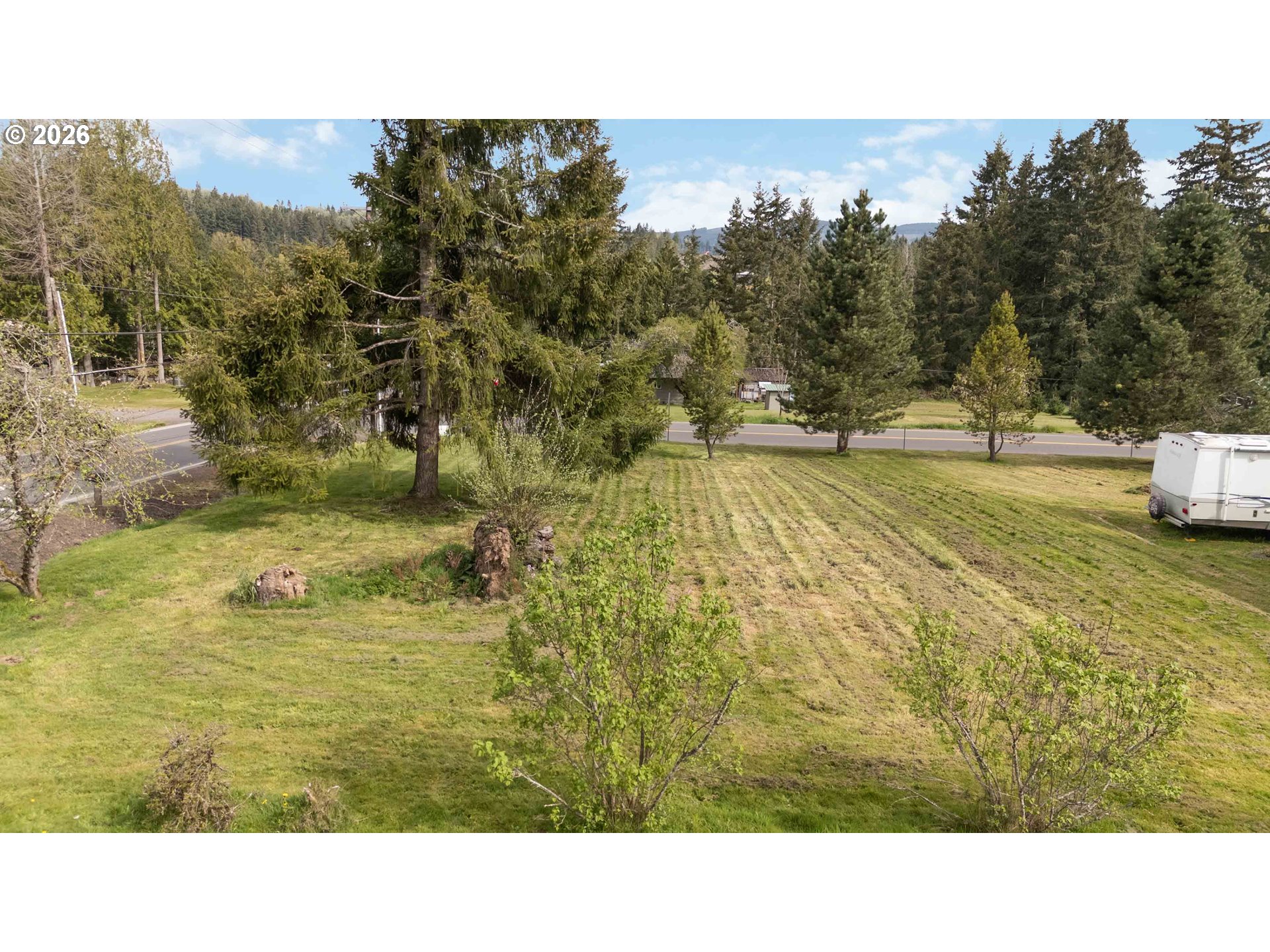 107 Bodine Road Kelso, WA 98626 - Photo 12 of 15 a view of an ocean from a balcony
