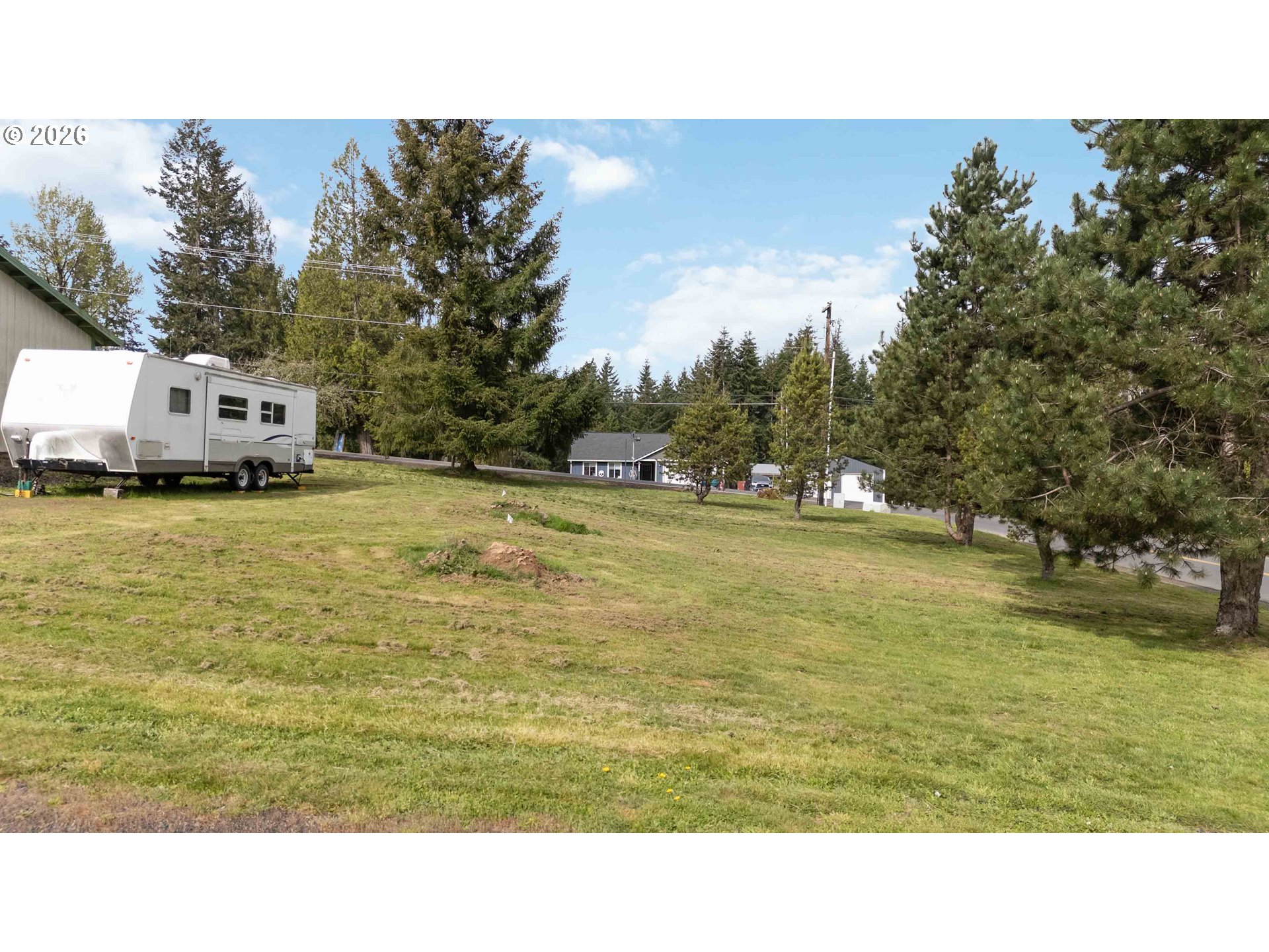 107 Bodine Road Kelso, WA 98626 - Photo 8 of 15 a black and white photo of a ocean