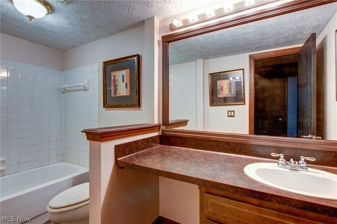 7023 Hopkins Road Mentor, OH 44060 - Photo 21 of 25
