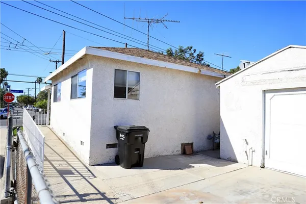 $680,000 | 13942 Anderson Street, Paramount, CA 90723