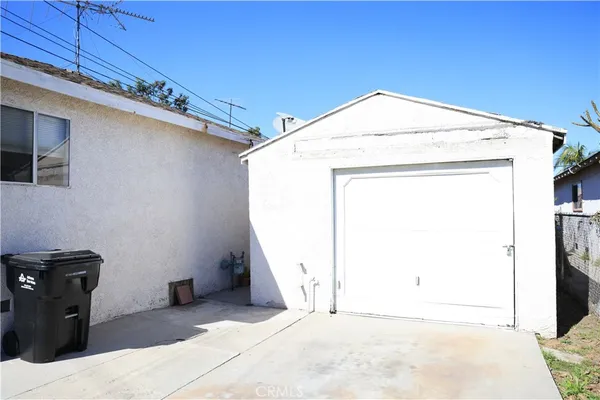$680,000 | 13942 Anderson Street, Paramount, CA 90723