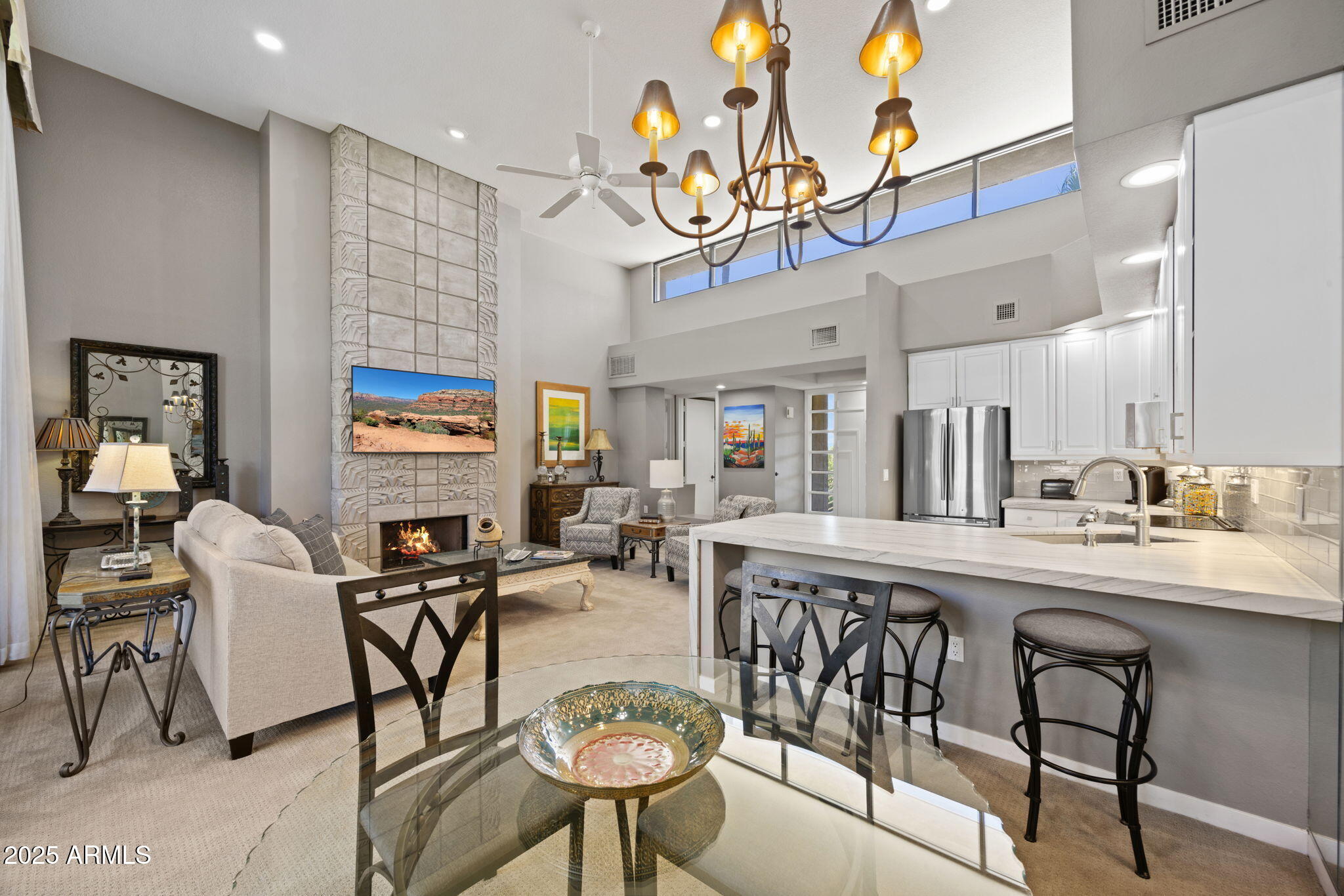 2802 East Camino Acequia Drive, Unit 8 Phoenix, AZ 85016 - Photo 5 of 34 a view of a dining area with furniture