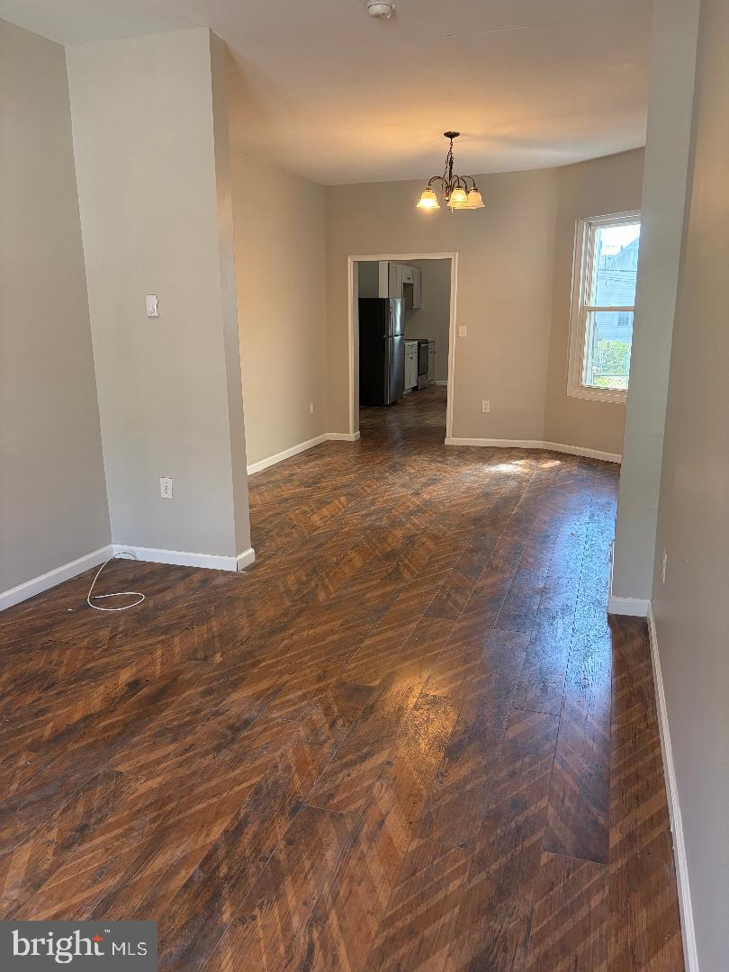 917 High Street Bethlehem, PA 18018 - Photo 9 of 19 Spacious room with elegant flooring.
