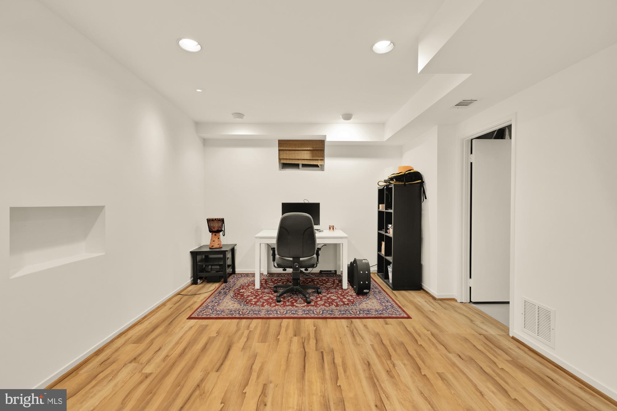 10419 Crossing Creek Road Potomac, MD 20854 - Photo 61 of 74