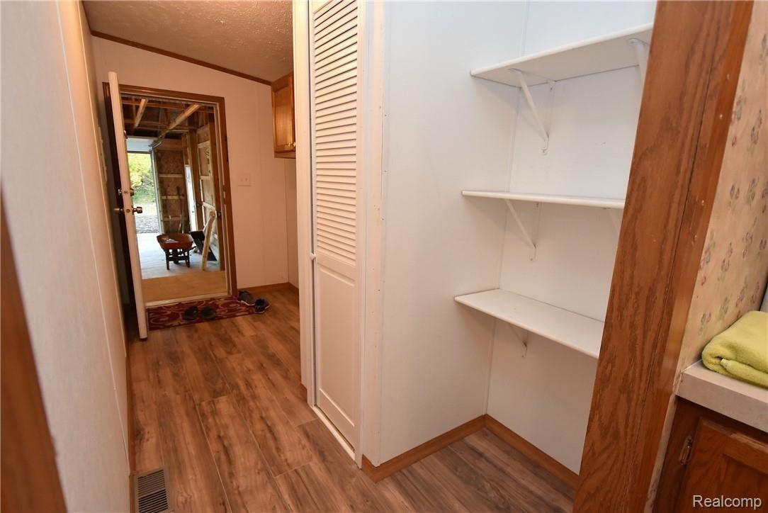 4036 Pne Rdg Drive Dryden, MI 48428 - Photo 31 of 33 DSC_7206.JPG