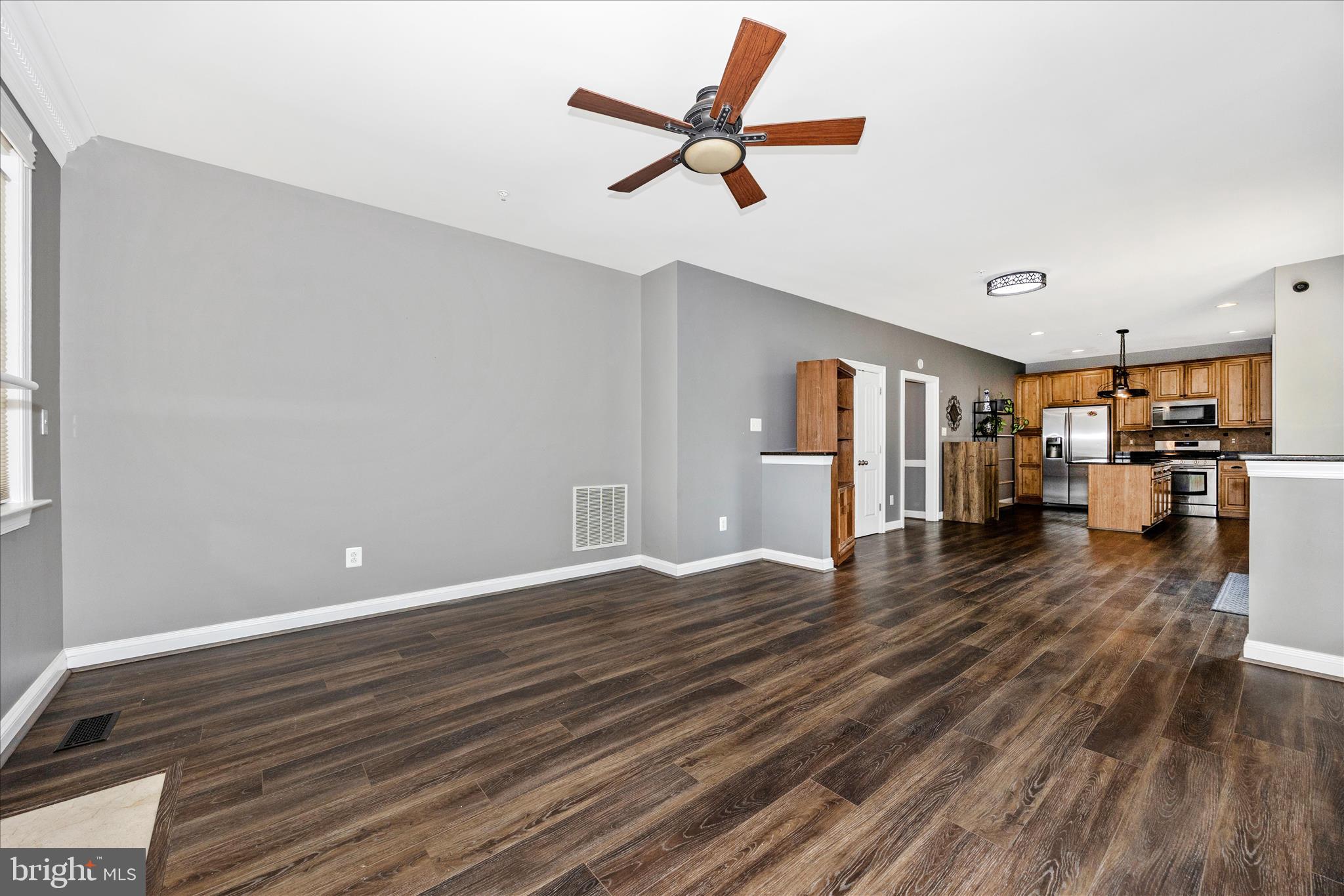 5633 Bartonsville Road Frederick, MD 21704 - Photo 19 of 54 Family Room