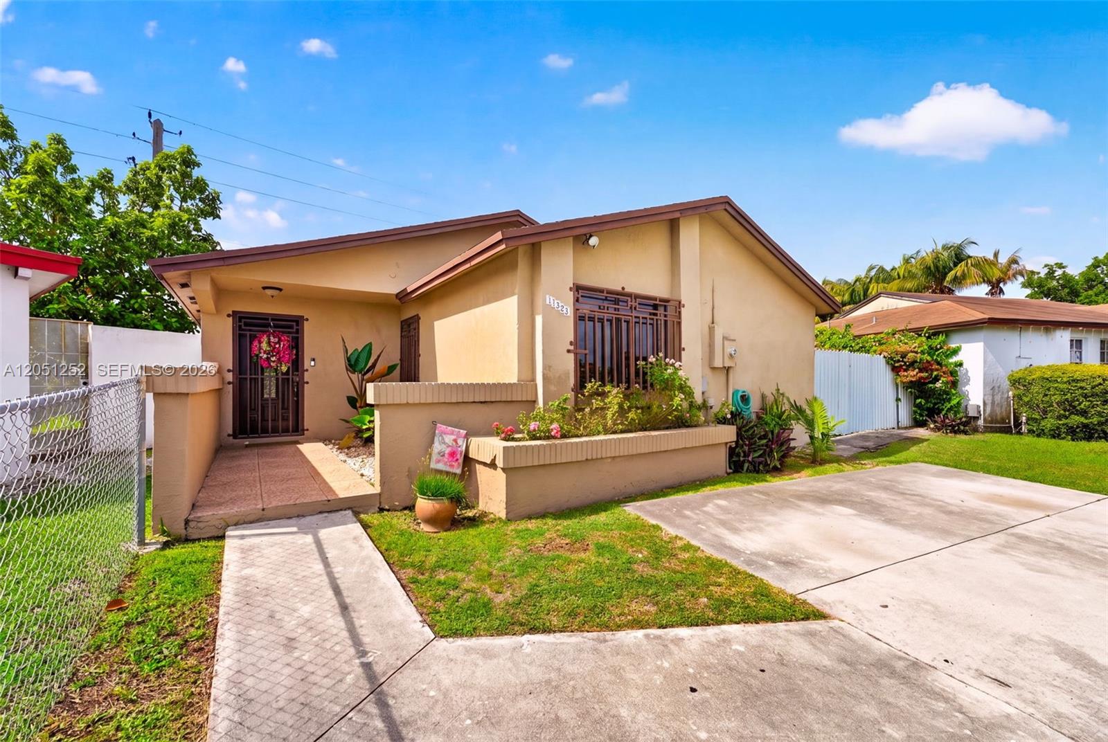 12422 Southwest 199th Street Miami, FL 33177 - Photo 7 of 33