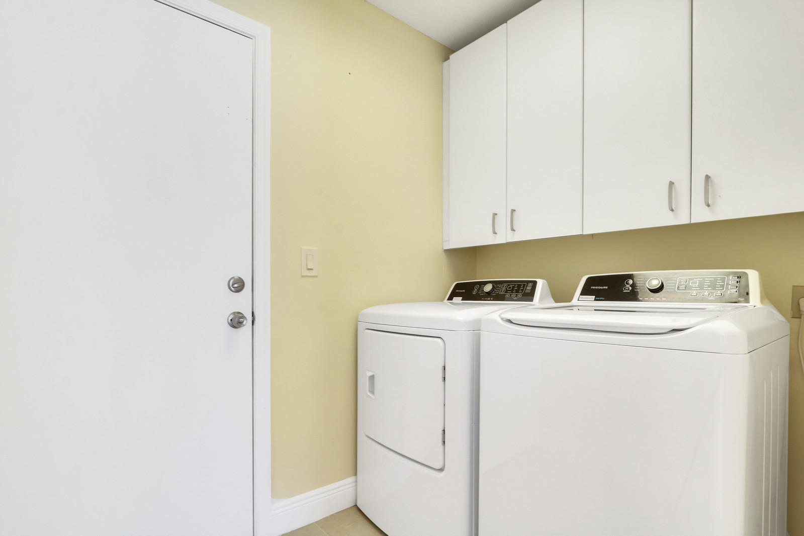 330 North Country Club Boulevard Boca Raton, FL 33487 - Photo 24 of 30 17_Image_17_of_20_mls