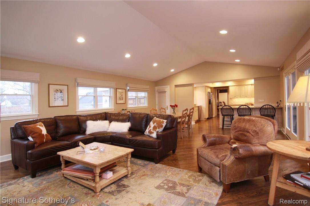 770 North Cranbrook Road Bloomfield Hills, MI 48301 - Photo 18 of 39 13.jpg