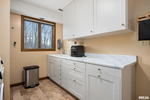 $499,000 | 11913 Sweetbriar Lane, Brimfield, IL 61517