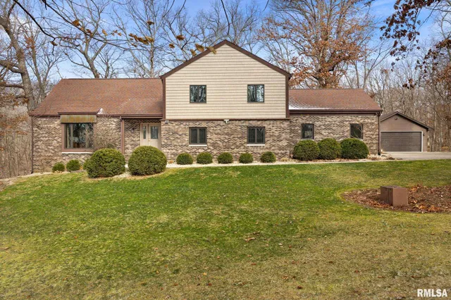 $499,000 | 11913 Sweetbriar Lane, Brimfield, IL 61517