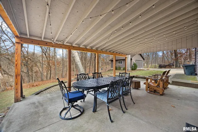 $499,000 | 11913 Sweetbriar Lane, Brimfield, IL 61517