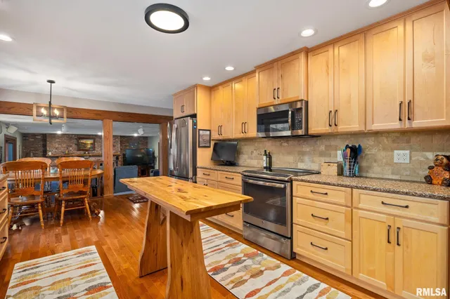 $499,000 | 11913 Sweetbriar Lane, Brimfield, IL 61517