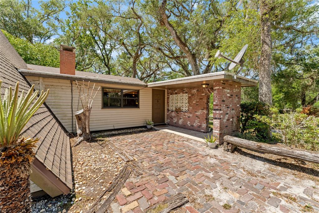 3166 Turtle Street Dade City, FL 33523 - Photo 2 of 57