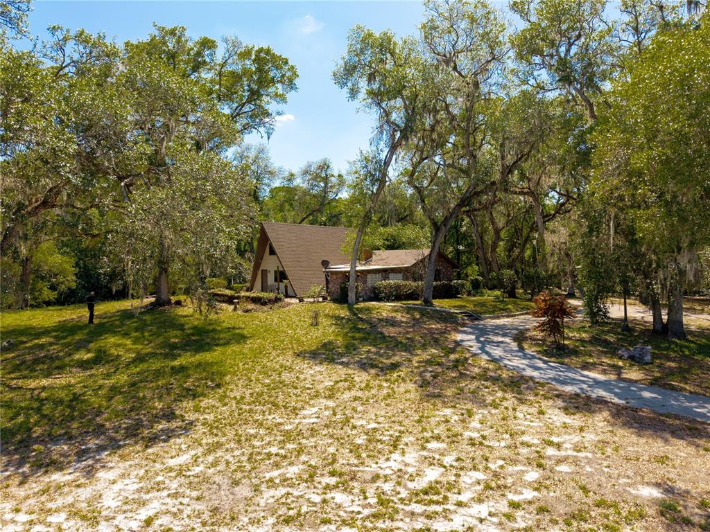 3166 Turtle Street Dade City, FL 33523 - Photo 9 of 57