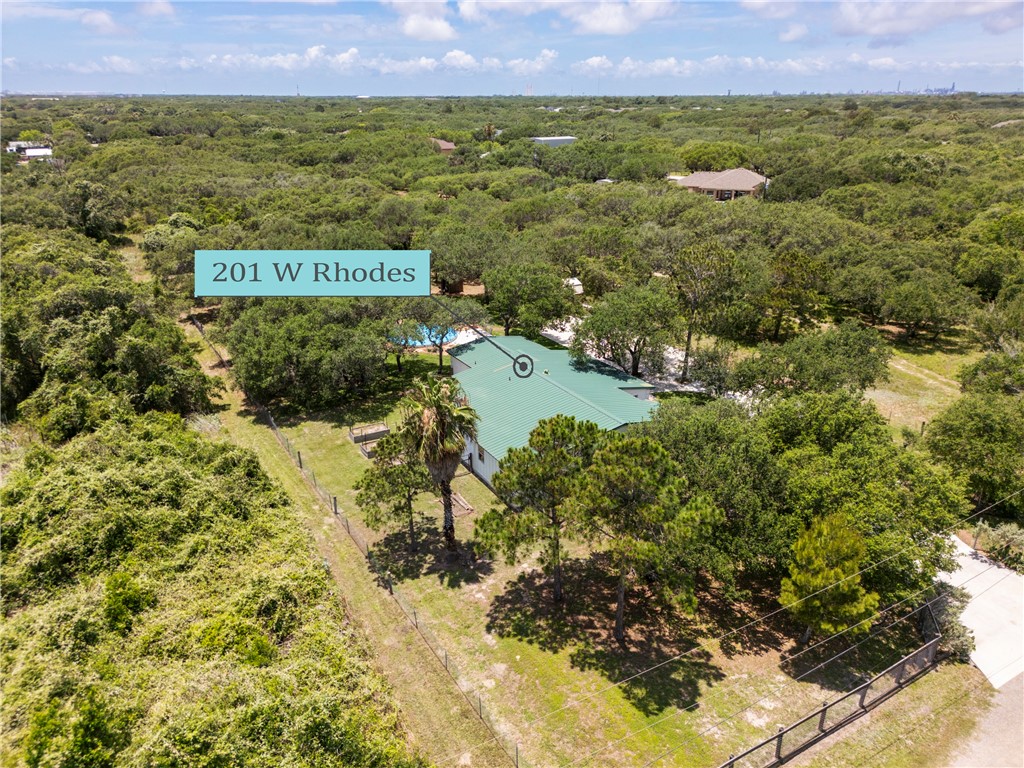 201 Rhodes Avenue Aransas Pass, TX 78336 - Photo 33 of 40
